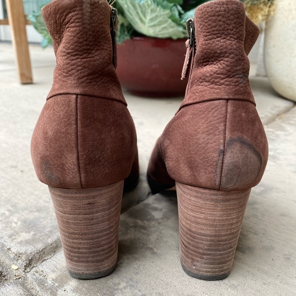 🎉 Host Pick 🎉 Cole Haan suede ankle boots - Picture 5 of 6